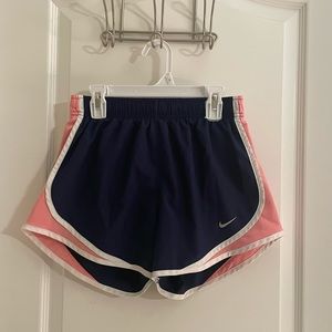 Women’s Nike Dry Tempo Short Size Small Navy and Pink